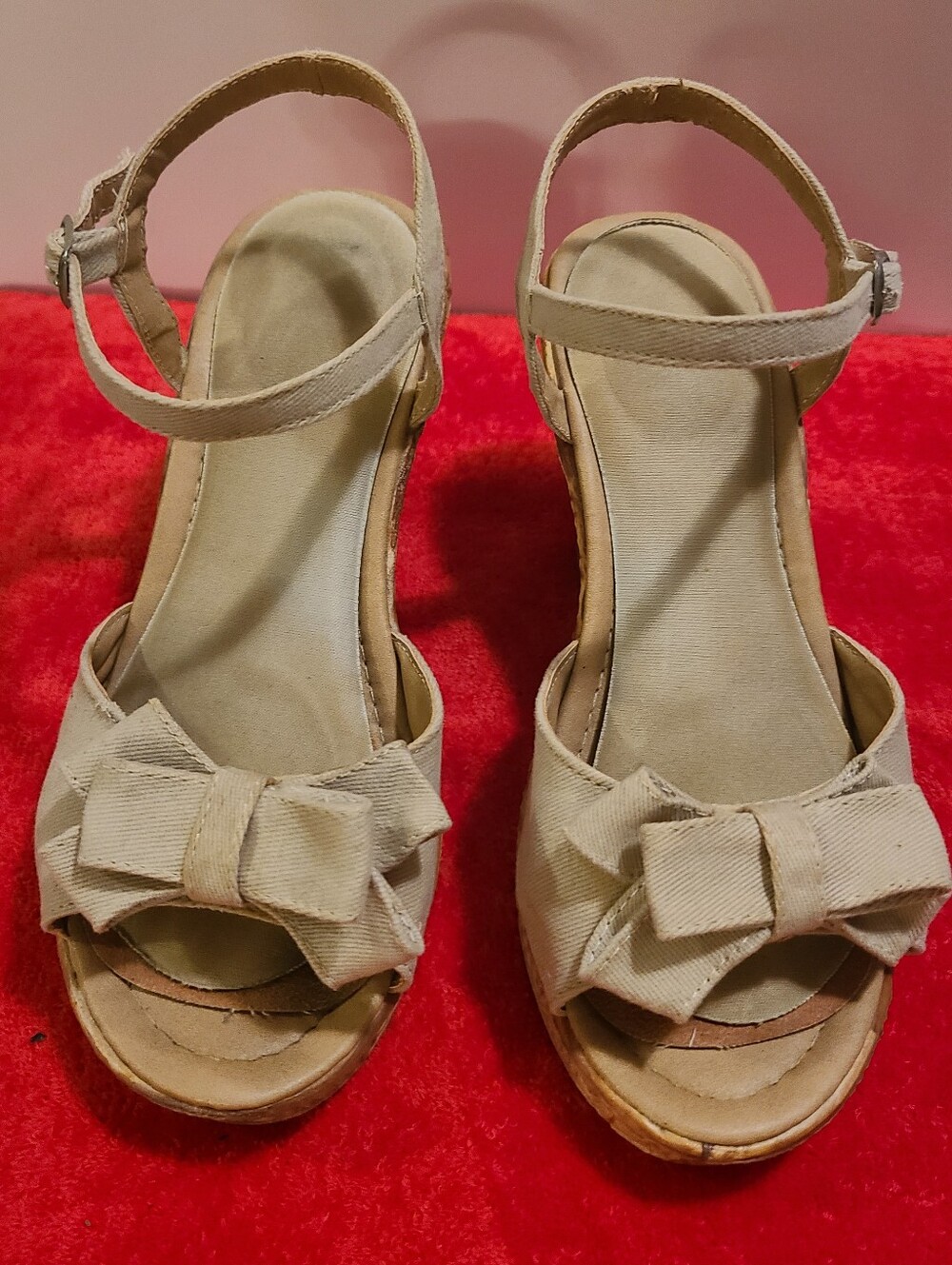 Made in Mexico, khakhi canvas sandals with bows and carved wedge, 6